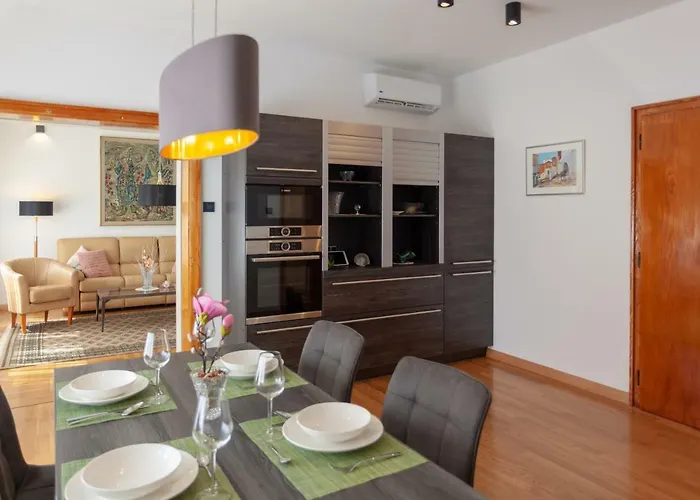 Magnolia Apartment *